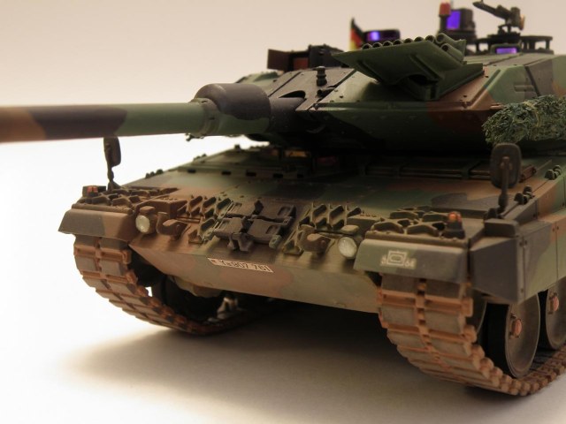LEOPARD 2A6 от Revell