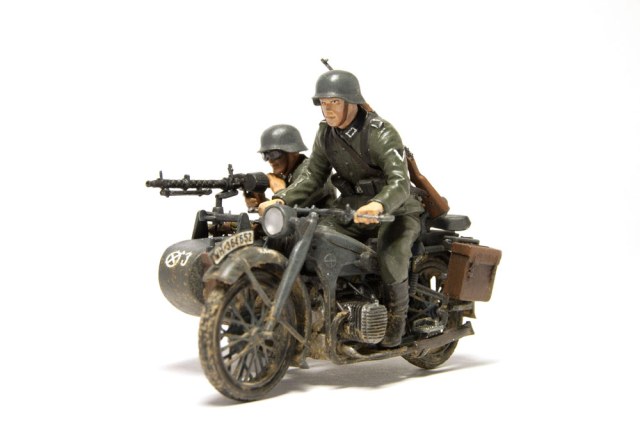 BMW R12 с экипажем