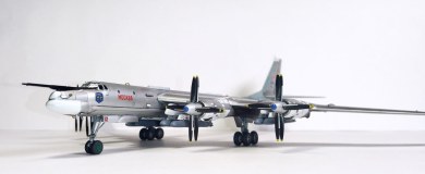Ту-95МС "Москва" 1/144