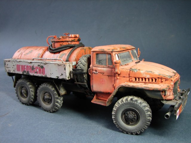 Урал 375 АТЗ 5.5