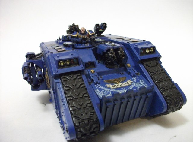 Land Raider космического десанта