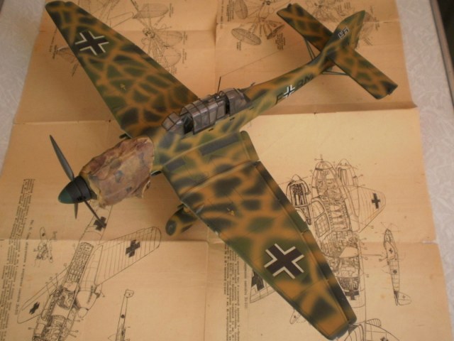 Пикирующий бомбардировщик Юнкерс Ю-87Б