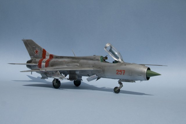 МИГ-21ПФ