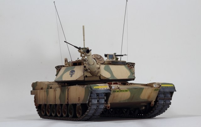 ABRAMS M1A2