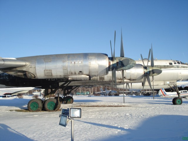 Ту-116