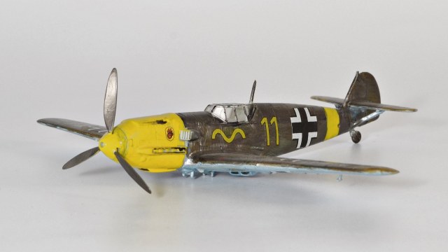 Шаг 6 (Bf-109E)