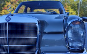 Музей Мерседес-Бенц.