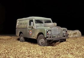 Land Rover 109'LWB