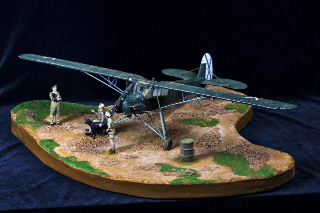 Fieseler Fi 156  Storch Hobby Boss 1:32 легион Кондор Испания.