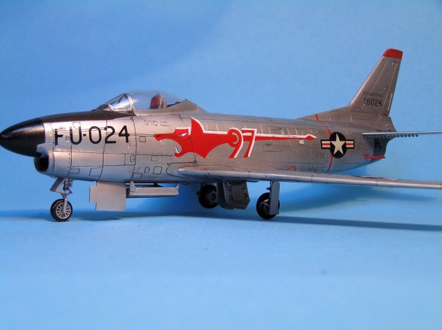 F-86D Sabre dog