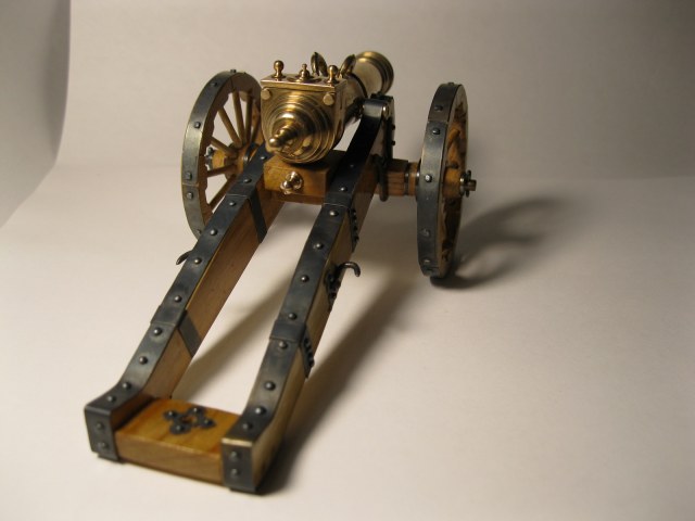 Голландская  7-ствольная пушка 17 век.