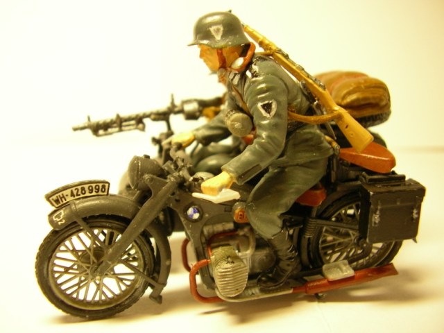 Немецкие мотоциклисты