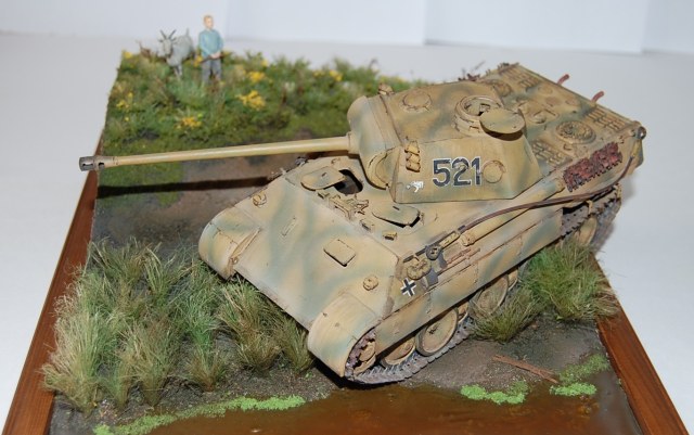 Мальчик и кошка