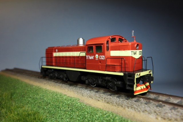 Тепловоз ТГМ4