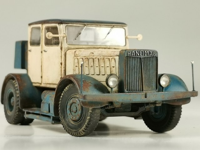 Hanomag SS-100 Gigant