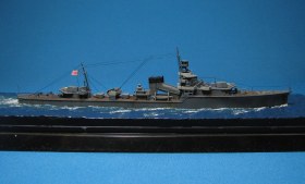 Японский лёгкий крейсер "Юбари"