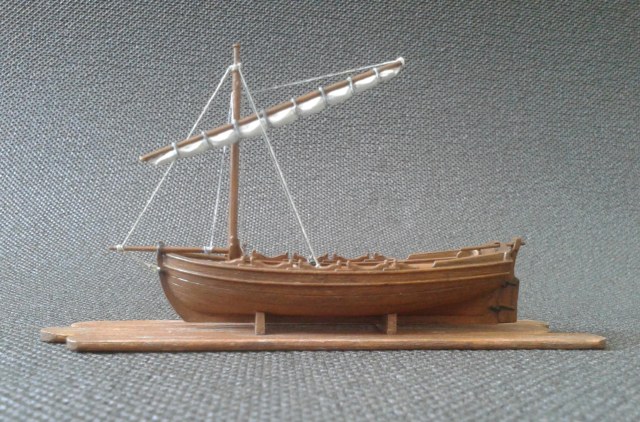 Средневековая шлюпка