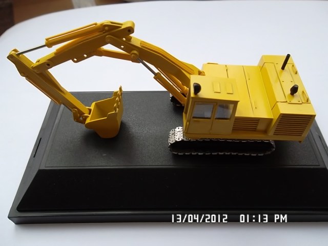 Экскаватор ЭО-4121