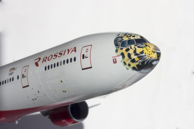 Boeing 777-300 Россия (Rossiya) Леолет