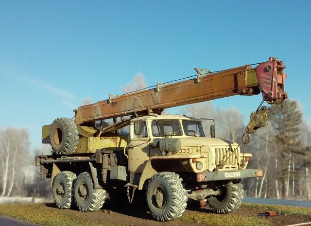 Автокран КС-3574