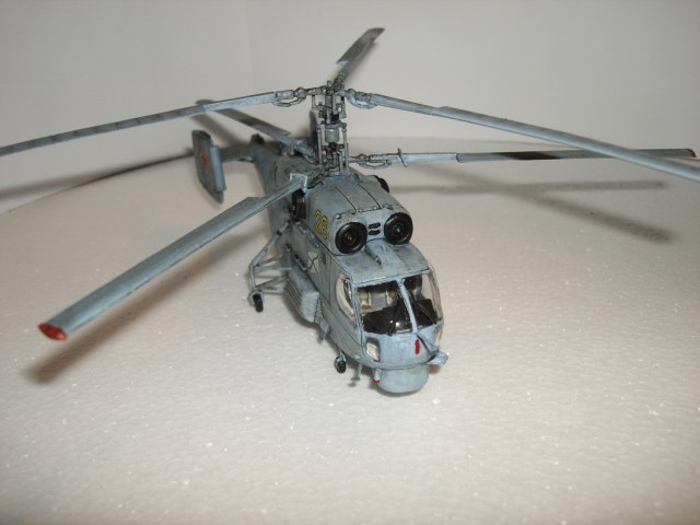 Советский противолодочный вертолет КА-27 "HELIX A"