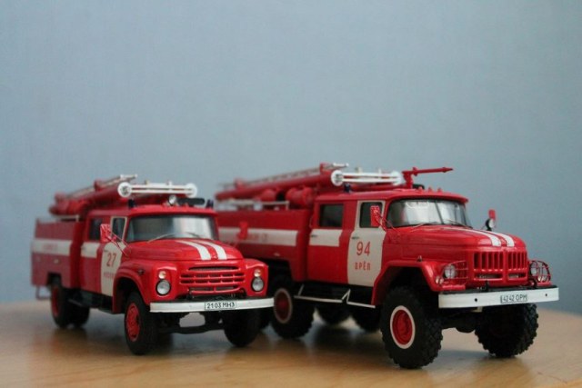 Пожарные автоцистерны на базе ЗиЛ-130 и ЗиЛ-131 - АЦ-40(130)63Б и АЦ-40 (131)137А
