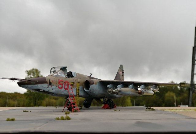 Су-25