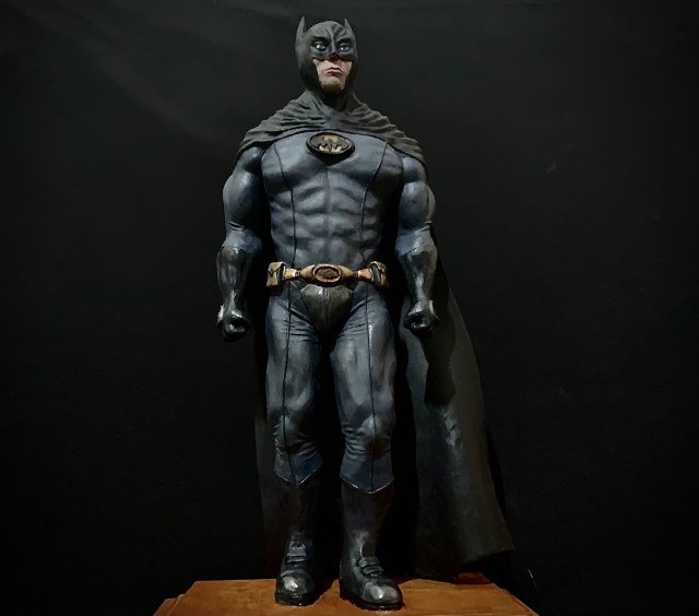 Брюс Уэйн в бэткостюме (бэтмен "ИНК")