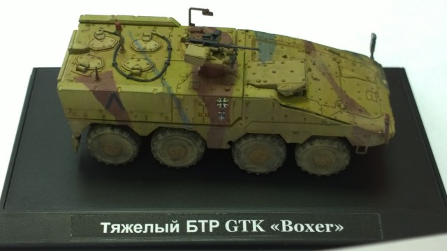 Тяжелый БТР GTK "Boxer"