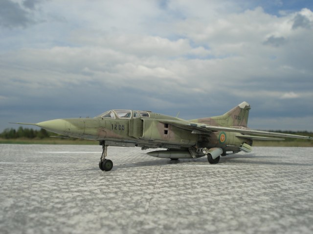МиГ-23УБ