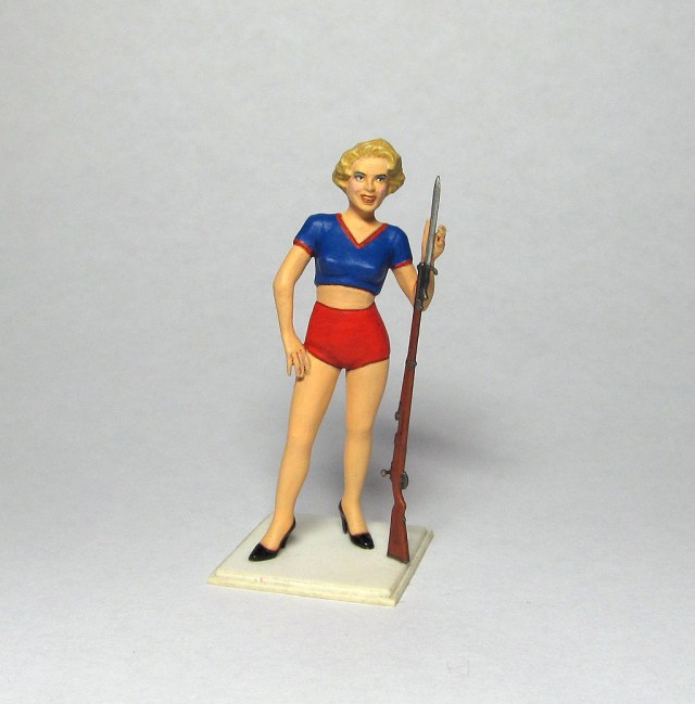 Betty Pin-up series от Master-Box второй подход к "снаряду"