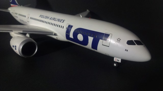 Боинг 787-8 LOT