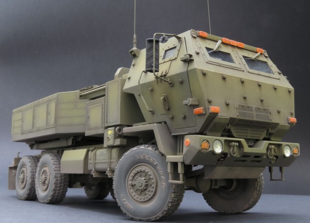 M142 HIMARS