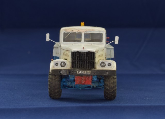 Балластный тягач КрАЗ-255