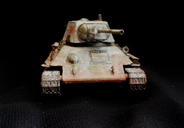 Средний танк Т-34/76 обр.1942 -1943 года. В боях у города Кингисеппа