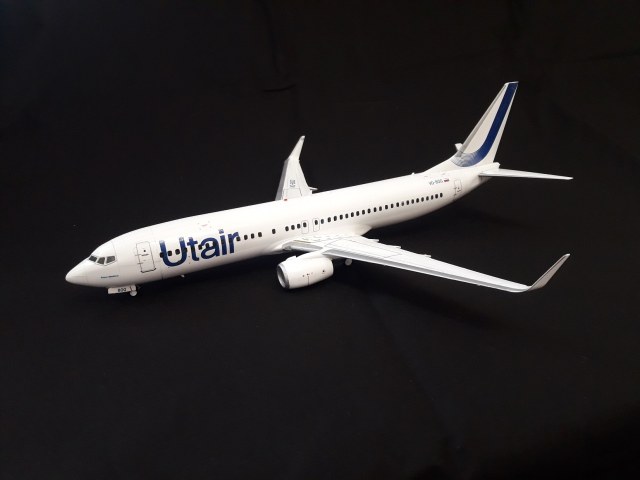 Boeing 737-800 VQ-BQQ