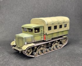 Артиллерийский тягач "Ворошиловец"