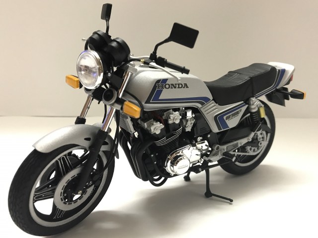 HONDA CB750F