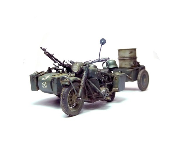 Немецкий мотоцикл BMW R75