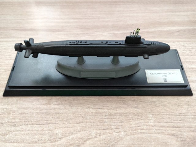 USS Connecticut (SSN-22), 1:700