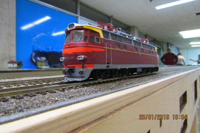 электровоз чс4