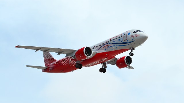 МС-21 Россия "Дед Мороз"