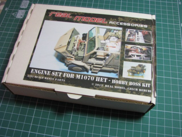 Engine set for M1070 HET