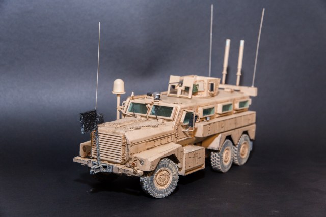 MRAP Cougar 6x6
