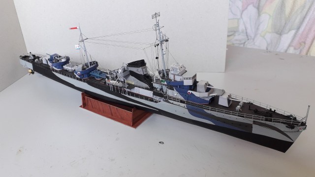 Эскадренный миноносец "Гремящий"