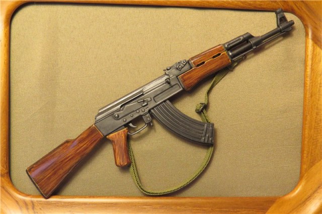 АК-47 в масштабе 1/6