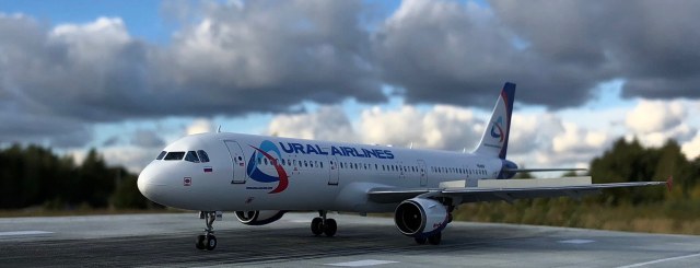 Airbus A321 а/к Уральские авиалинии