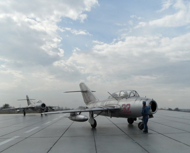 Миг 15 УТИ