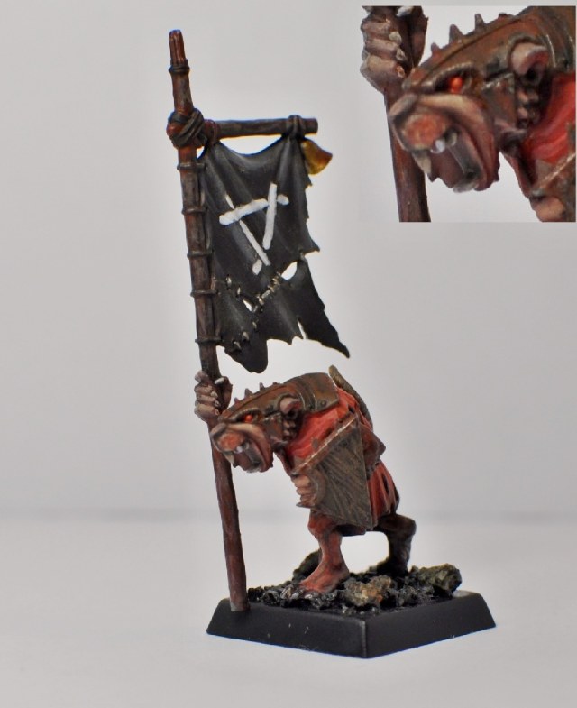 Скавен со штандартом