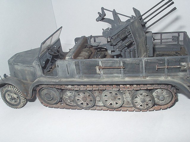German 8ton Semitrack 20mm Flakvierling Sd.kfz 7/1